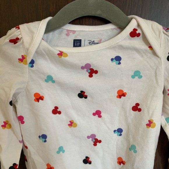 Mickey Mouse Print Longsleeve Onesie - Picture 2 of 4